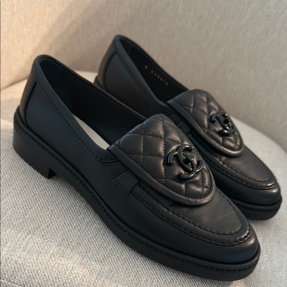 CHANEL Black Quilted Leather Loafers - Picture 4 of 8
